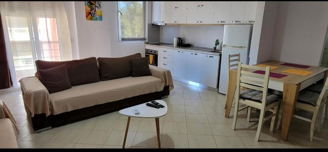 Antea Apartments 1-2 Vlorë Eksteriør bilde